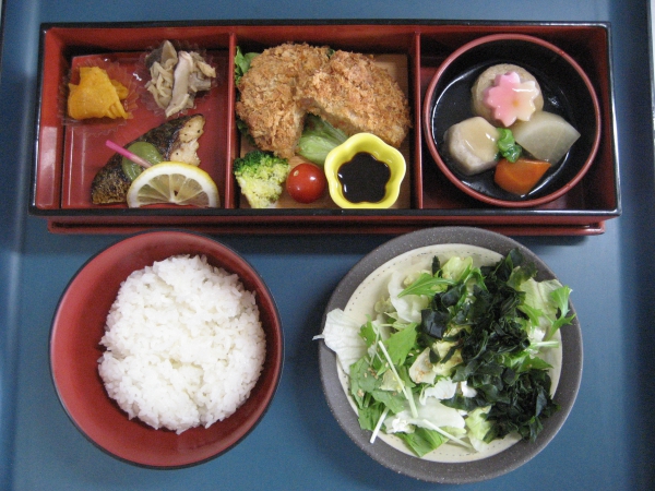 長野健康センター 4月の昼食のご紹介